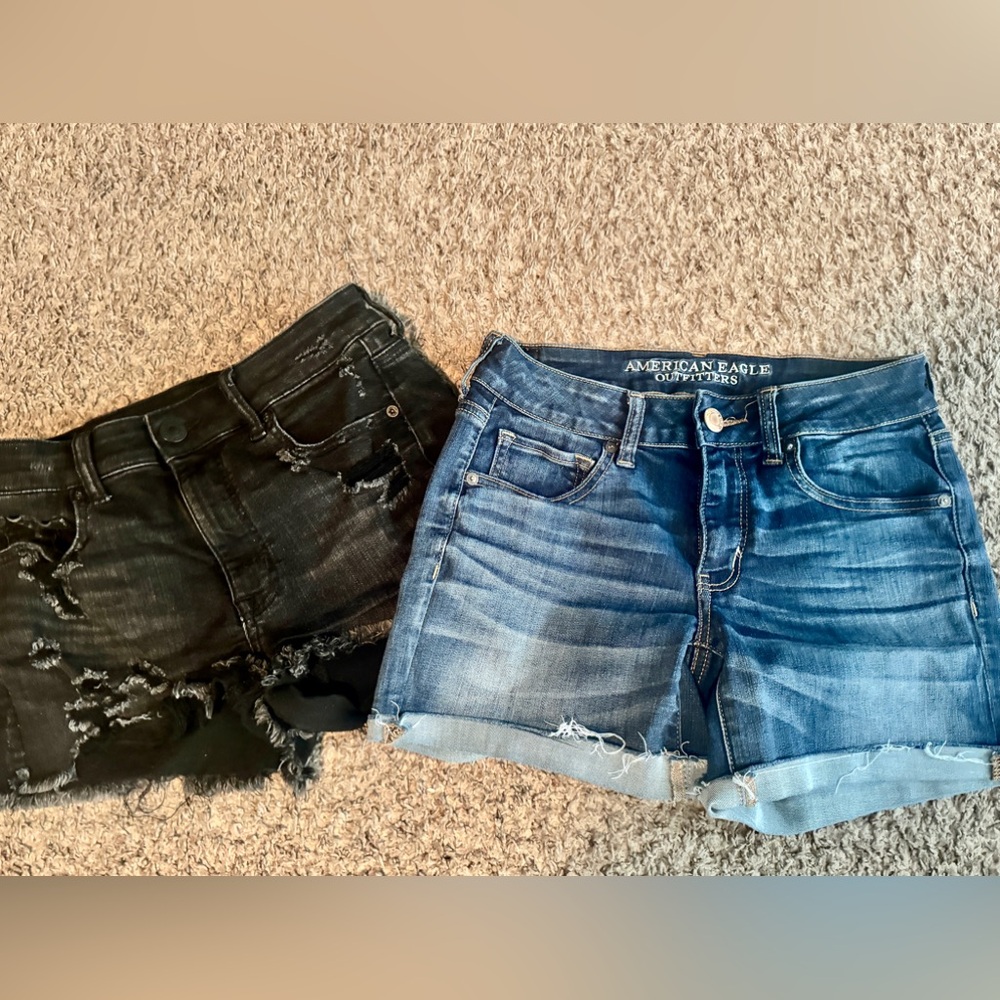 Like new American Eagle shorts size 6
